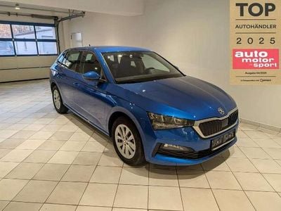 Blau Gebraucht 2024 Skoda Scala Kleinwagen | 17.888 € (Guter Preis)