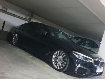 gebraucht BMW M550 i X-Drive/Scheckh./NightVision/2.Hand/360°ca