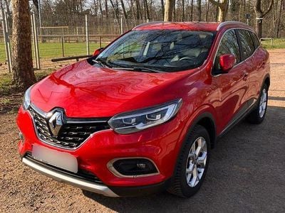 Gebraucht Renault Kadjar LIMITED Deluxe 140 PS (102 kW) 2020 Rot SUV