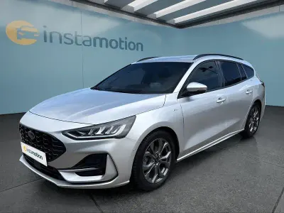 Gebraucht Ford Focus 116 PS (85 kW) 2025 Silber Kombi