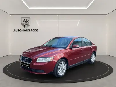 Gebraucht Volvo S40 136 PS (100 kW) 2008 Rot Limousine