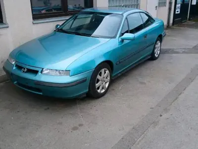 Gebraucht Opel Calibra 115 PS (84 kW) 2026 Andere farben Coupé