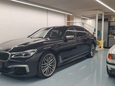 Gebraucht BMW M760 Sport Line 625 PS (459 kW) 2017 Schwarz Limousine