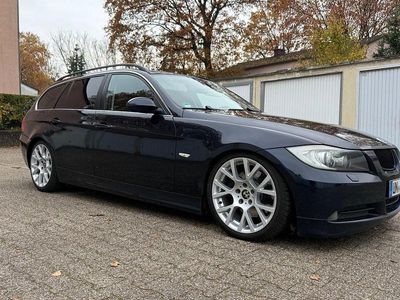 BMW 325