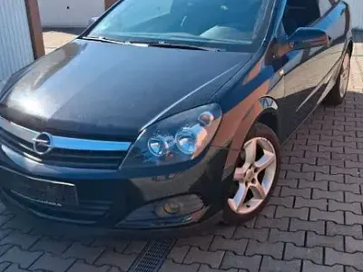 Gebraucht Opel Astra GTC 105 PS (77 kW) 2007 Schwarz Limousine