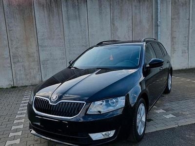 Usata Skoda Octavia 150 CV (110 kW) 2013 Nero Station wagon