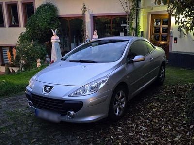 Silber Gebraucht 2006 Peugeot 307 CC Cabrio | 1.500 € (Etwas zu teuer)