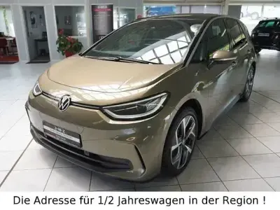 Gebraucht VW ID.3 Pro 150 kW (204 PS) 2025 Grün Kleinwagen