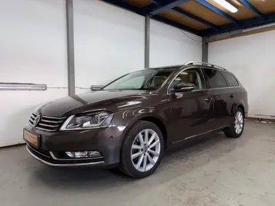 Gebraucht VW Passat Highline 177 PS (130 kW) 2013 Braun Limousine