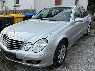 Mercedes E220