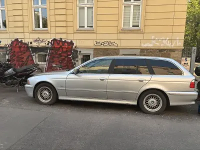 Gebraucht BMW 520 170 PS (125 kW) 2003 Silber Kombi