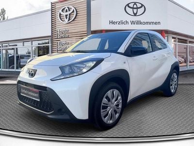 Neu Toyota Aygo X Business Edition 72 PS (52 kW) 2026 Weiß SUV