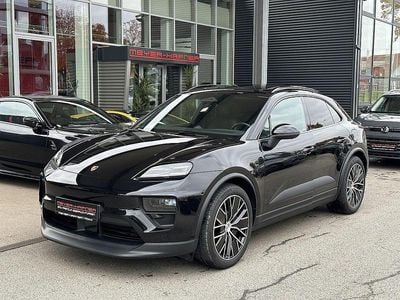 Porsche Macan 4 Electric