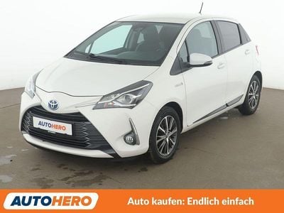 Gebraucht Toyota Yaris Hybrid Team 101 PS (74 kW) 2020 Weiß Kleinwagen
