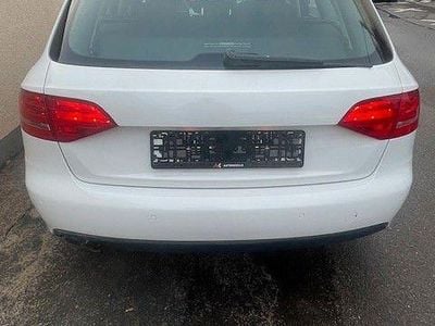 Gebraucht Audi A4 170 PS (125 kW) 2010 Weiß Kombi