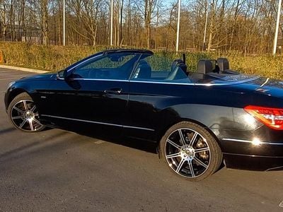 Mercedes E200