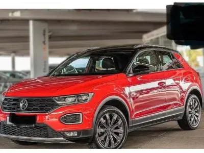 Usata VW T-Roc Sportline 150 CV (110 kW) 2020 Rosso SUV