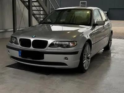Gebraucht BMW 320 170 PS (125 kW) 2002 Silber Limousine