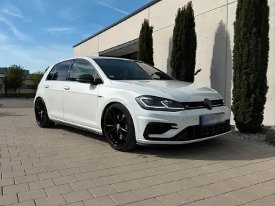Brugt VW Golf VII R 300 HK (220 kW) 2019 Hvid Hatchback