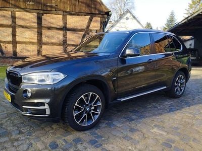 Gebraucht BMW X5 Performance 231 PS (169 kW) 2016 Sophistograu brillanteffekt me SUV