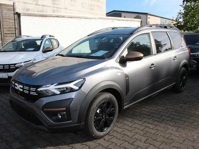 Gebraucht Dacia Jogger Extreme 94 PS (69 kW) 2025 Grau Van / Kleinbus