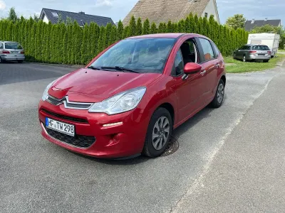Gebraucht Citroën C3 68 PS (50 kW) 2013 Rot Kleinwagen