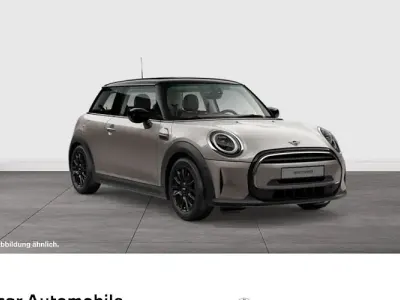 Usado Mini Cooper Countryman Classic 136 HP (100 kW) 2023 Cinzento SUV