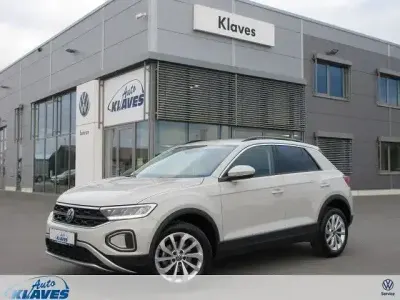 Gebraucht VW T-Roc Life 150 PS (110 kW) 2023 Grau SUV