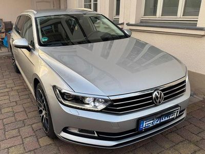 Silber Gebraucht 2018 VW Passat Highline Kombi | 21.000 € (Teuer)