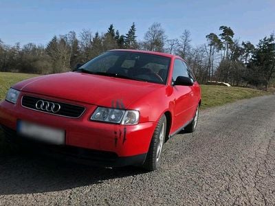 Gebraucht Audi A3 125 PS (91 kW) 1998 Rot Kleinwagen