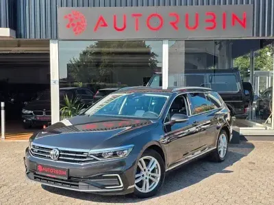 Gebraucht VW Passat GTE 156 PS (114 kW) 2020 Grau Kombi