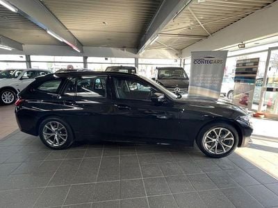 Gebraucht BMW 320 Shadowline 190 PS (139 kW) 2022 Black sapphire Kombi