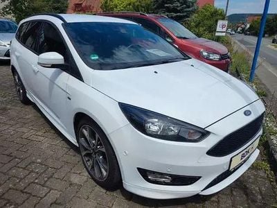 Usata Ford Focus ST-Line X 155 CV (114 kW) 2020 Bianco Berlina