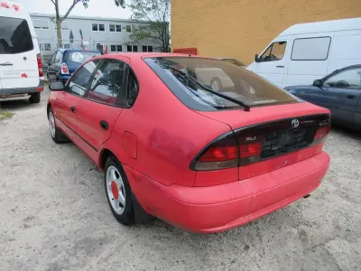 Gebraucht Toyota Corolla XLi 88 PS (64 kW) 1993 Rot Kleinwagen
