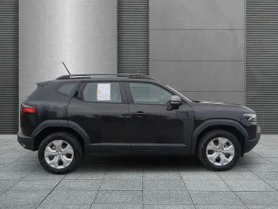 Neu Dacia Duster Expression 155 PS (114 kW) 2026 Grau