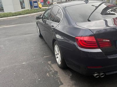 Gebraucht BMW 520 184 PS (135 kW) 2011 Blau Limousine