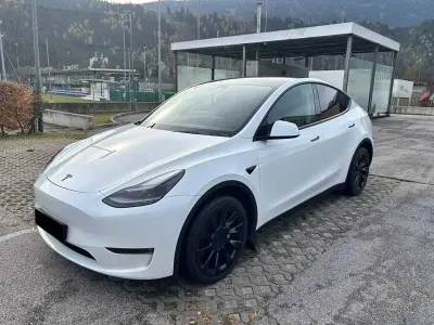 Gebraucht Tesla Model Y 378 kW (514 PS) 2024 Weiß SUV