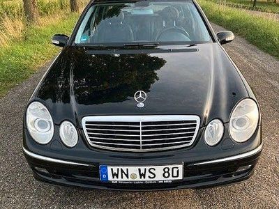 Mercedes E320