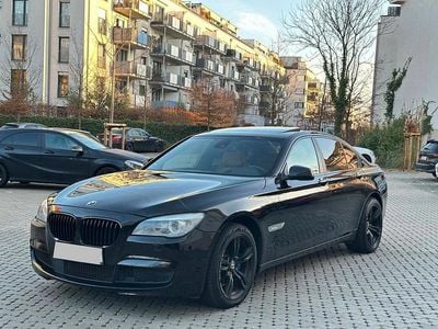 Schwarz Gebraucht 2011 BMW 740 M Sport Limousine | 12.900 € (Guter Preis)