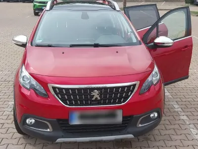 Gebraucht Peugeot 2008 110 PS (80 kW) 2018 Rot SUV