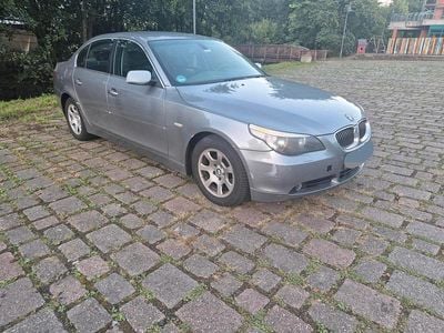 BMW 525