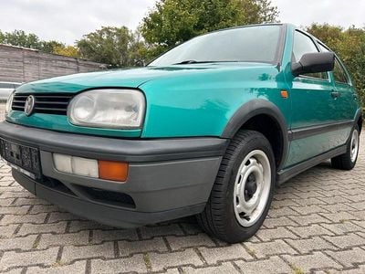 Usata VW Golf III GTD 75 CV (55 kW) 1992 Verde Utilitaria