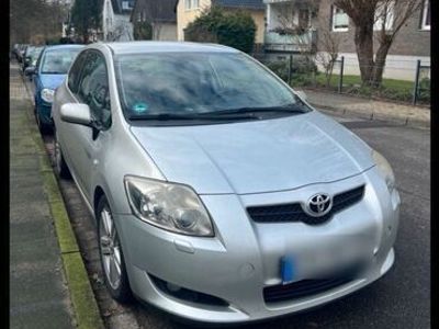 gebraucht Toyota Auris 2.2 Diesel