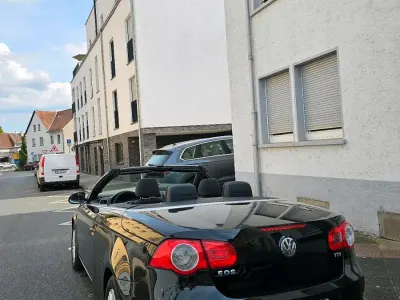 Gebraucht VW Eos 122 PS (89 kW) 2008 Schwarz Cabrio