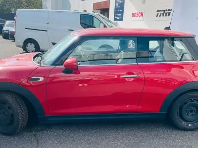 Gebraucht Mini ONE 102 PS (75 kW) 2016 Rot Kleinwagen