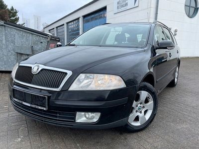 gebraucht Skoda Octavia Combi Team Edition