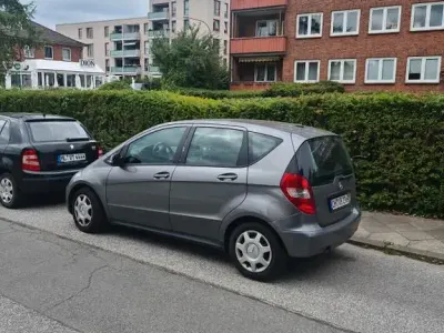Gebraucht Mercedes A160 82 PS (60 kW) 2011 Grau Kleinwagen