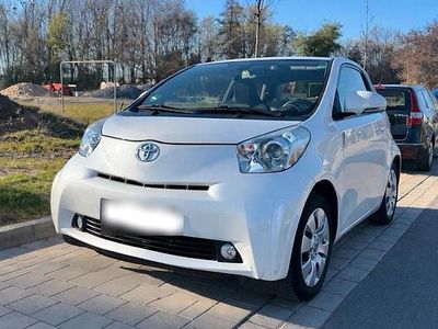 Usata Toyota iQ 68 CV (50 kW) 2011 Bianco Utilitaria