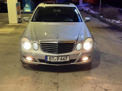 Gebraucht Mercedes E280 Avantgarde 231 PS (169 kW) 2006 Silber Limousine