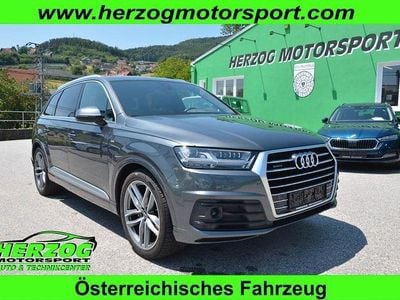 Grau Gebraucht 2020 Audi Q7 Sport SUV | 42.936 € (Guter Preis)